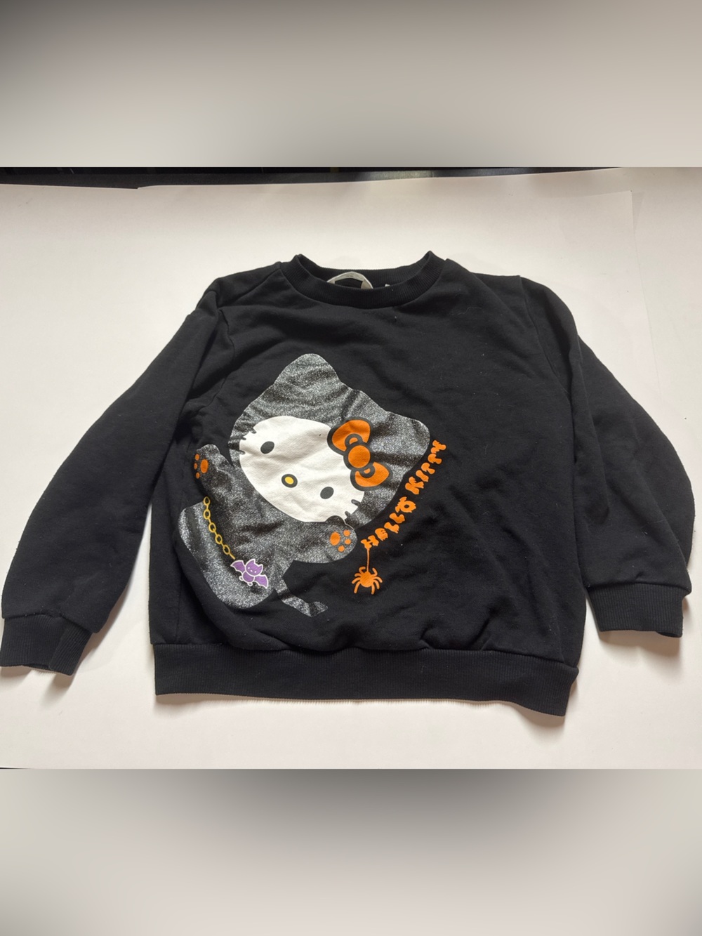 H&M x Sanrio Hello Kitty Halloween Sweatshirt 5T 6